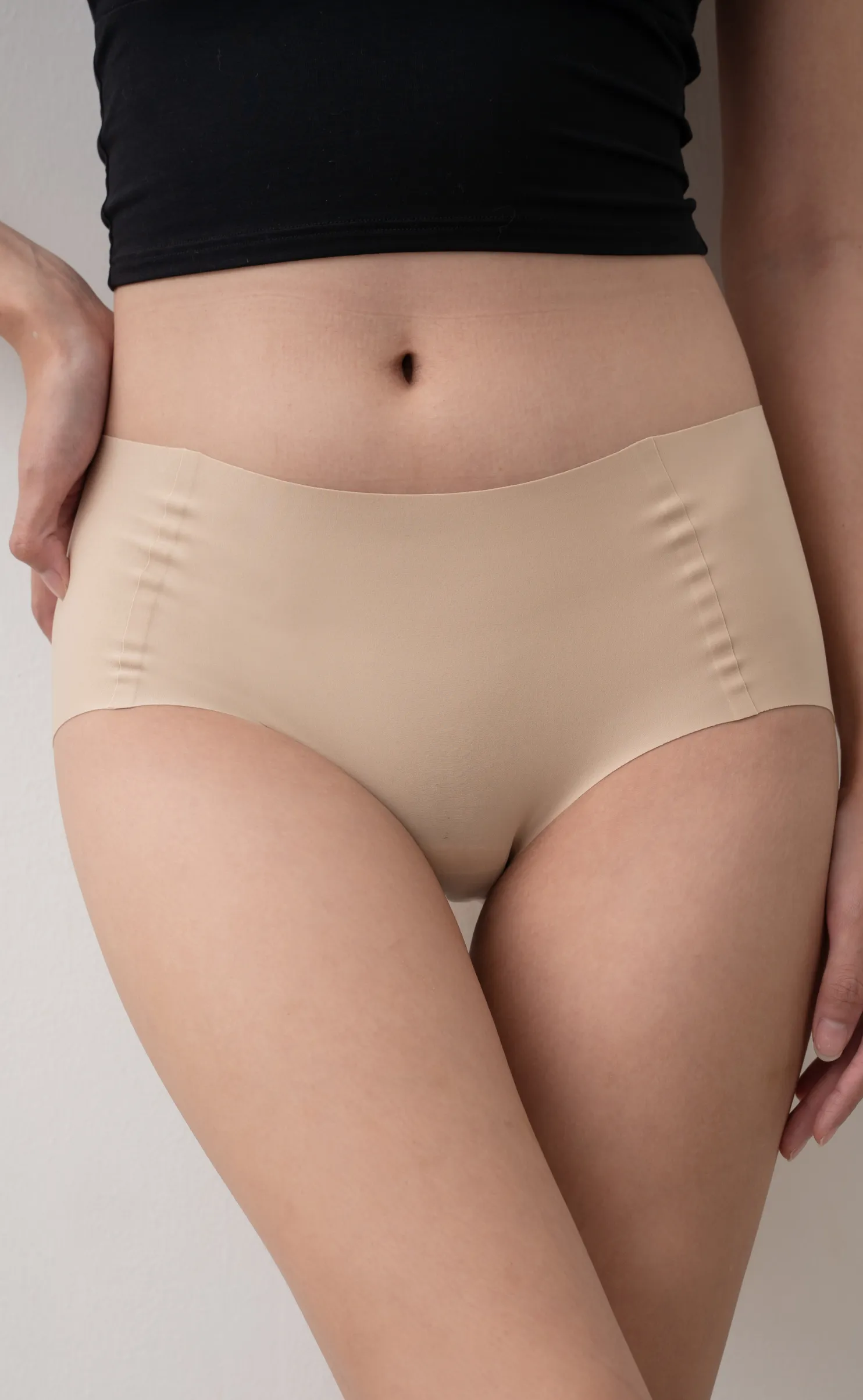 Bare • Seamless Hygiene Panties