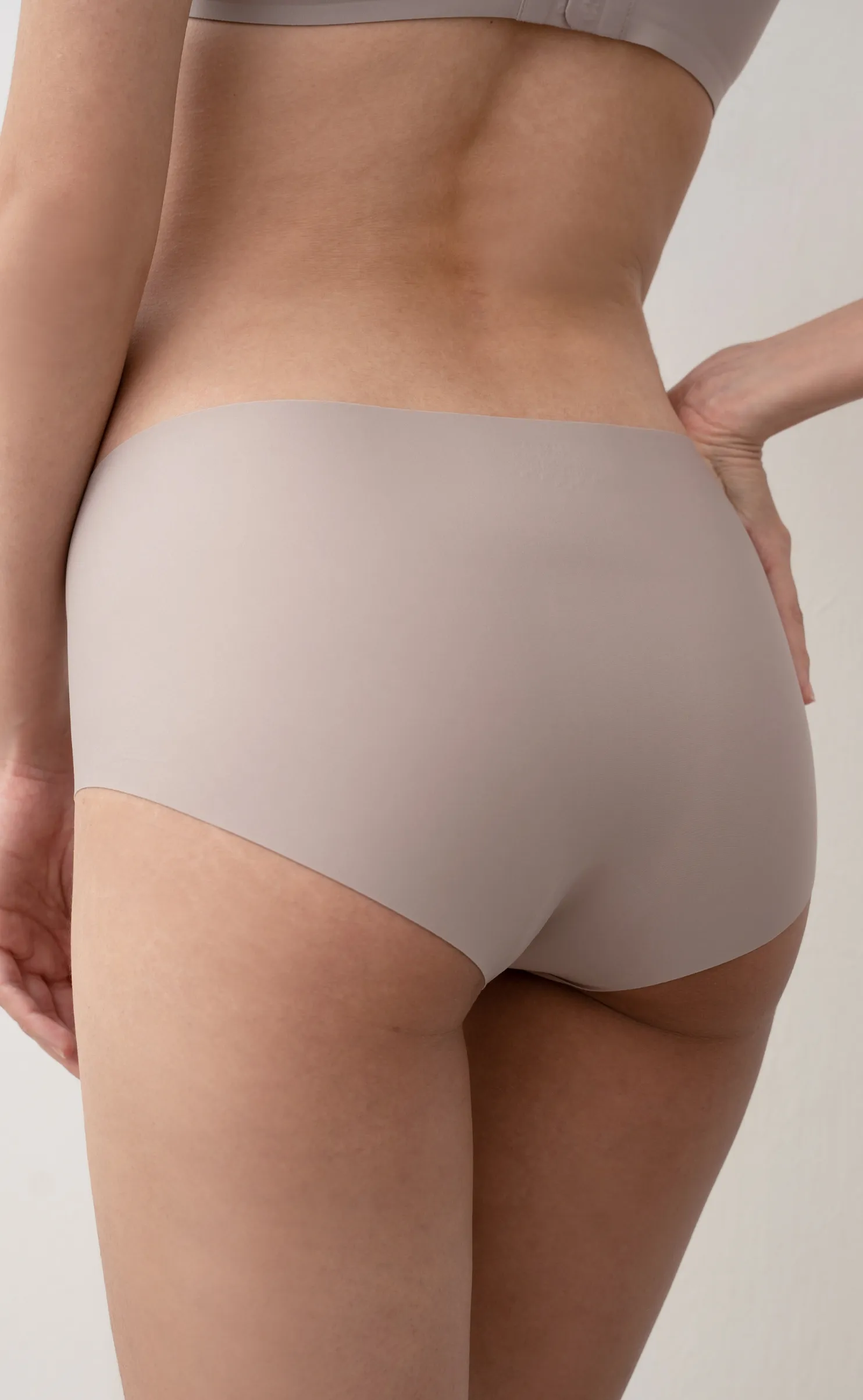 Bare • Seamless Hygiene Panties
