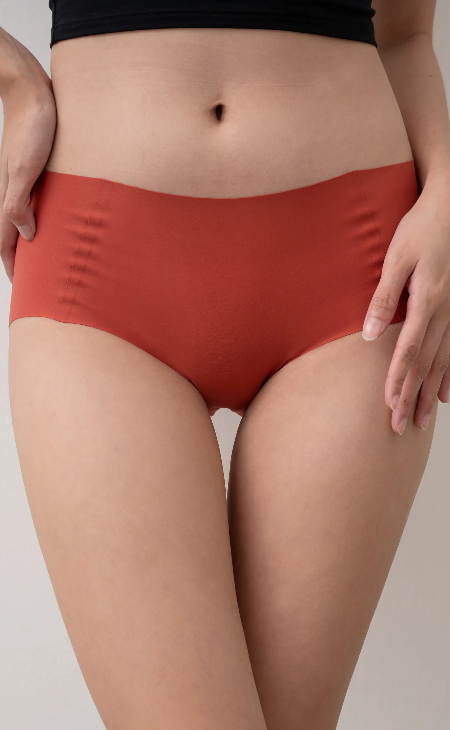 Bare • Seamless Hygiene Panties