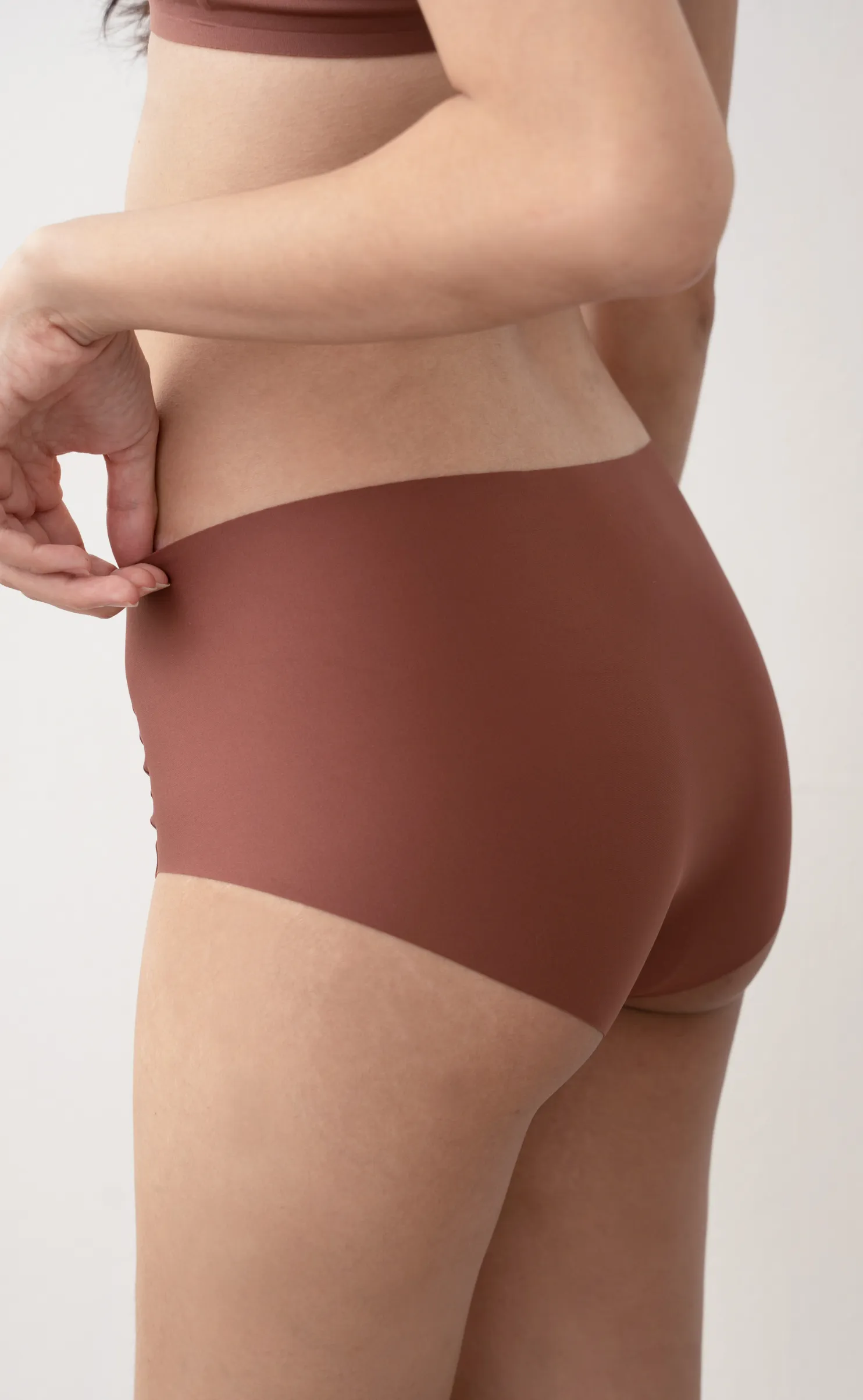Bare • Seamless Hygiene Panties