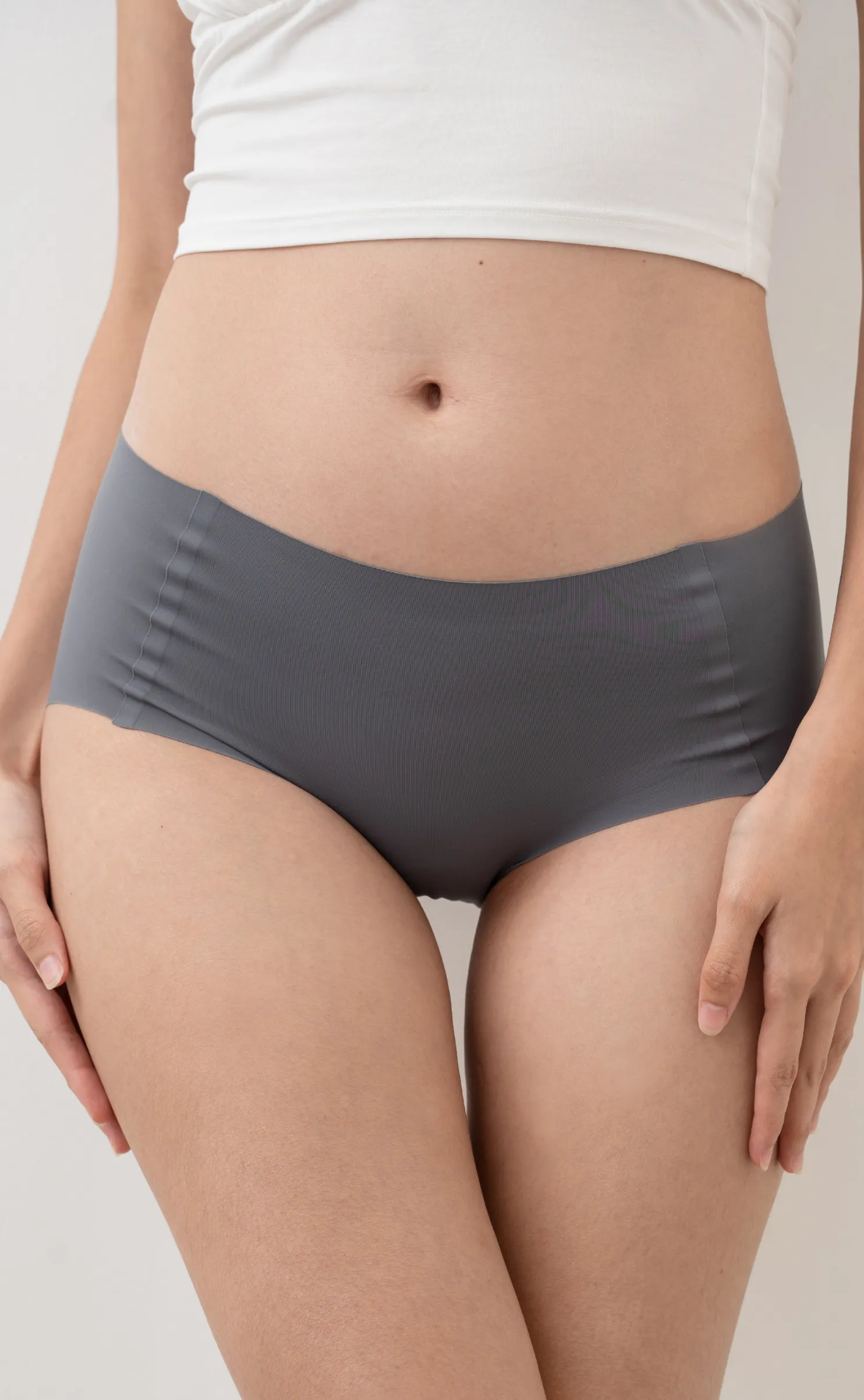 Bare • Seamless Hygiene Panties