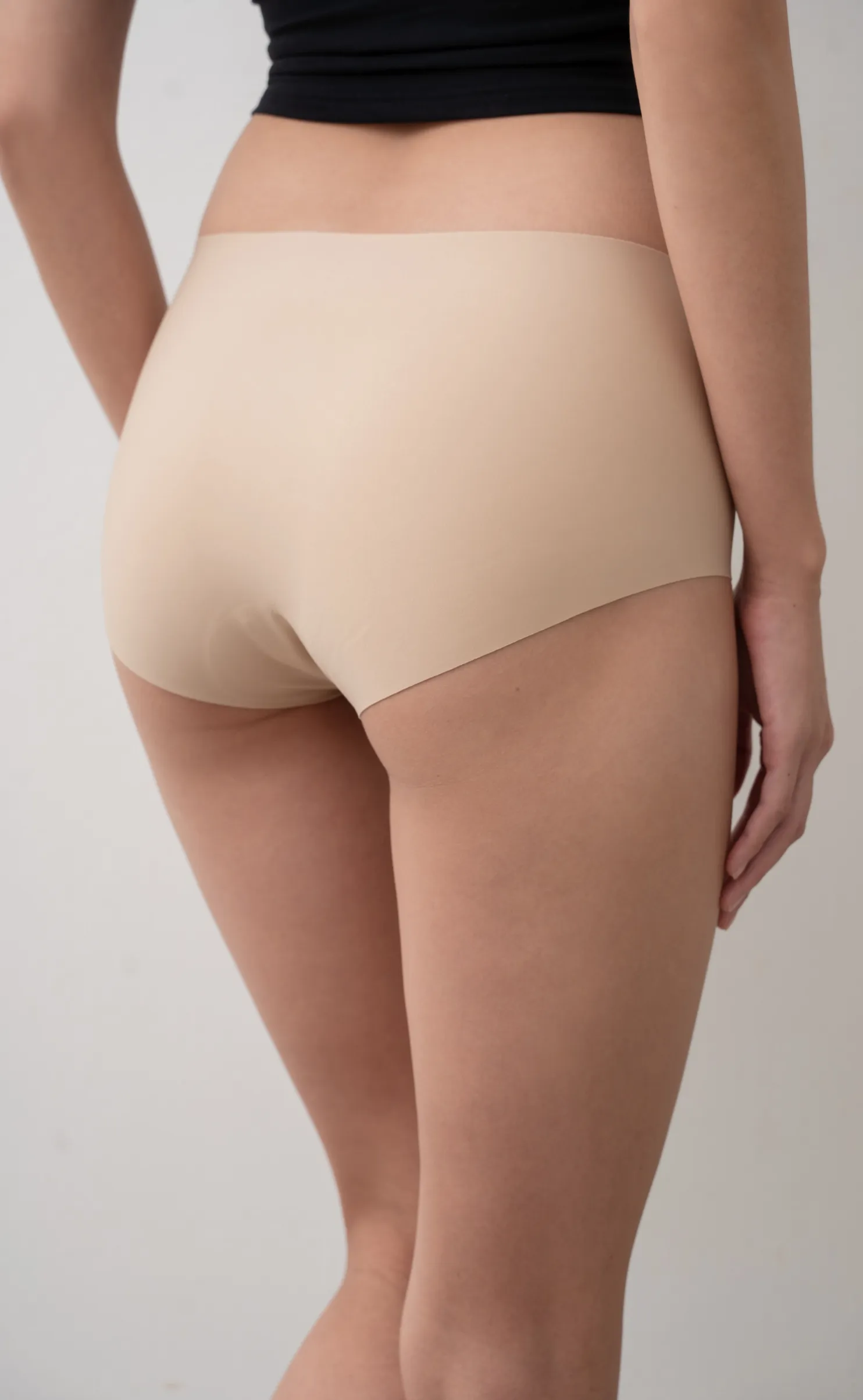 Bare • Seamless Hygiene Panties