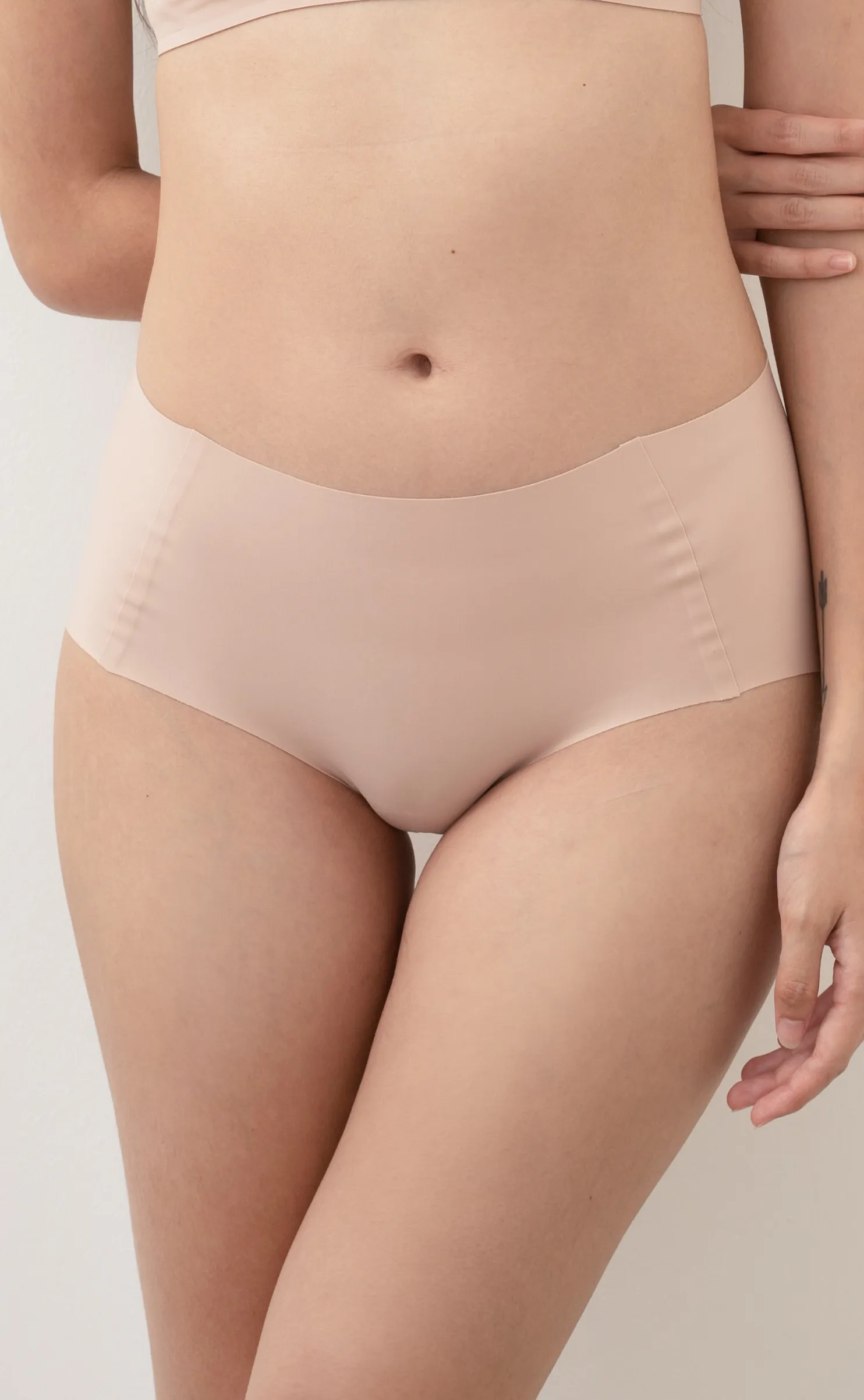 Bare • Seamless Hygiene Panties