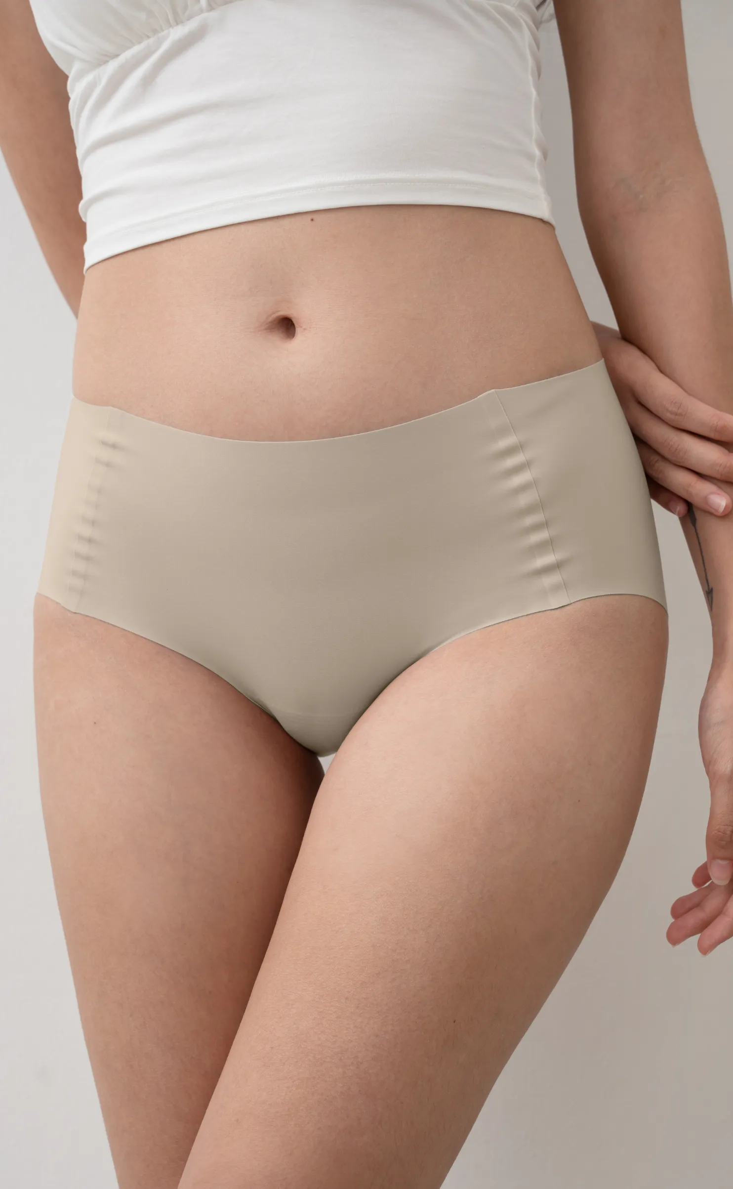 Bare • Seamless Hygiene Panties