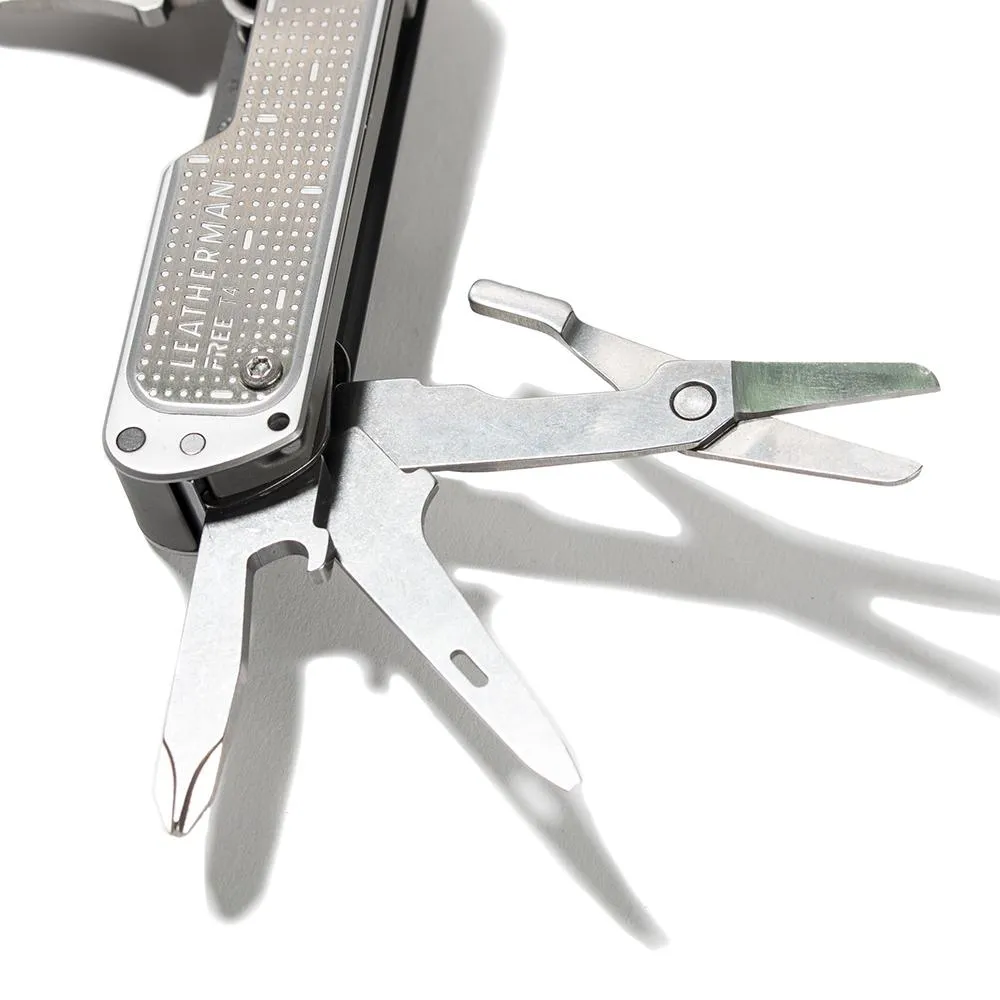 Leatherman Free T4 Multi-Tool / Silver