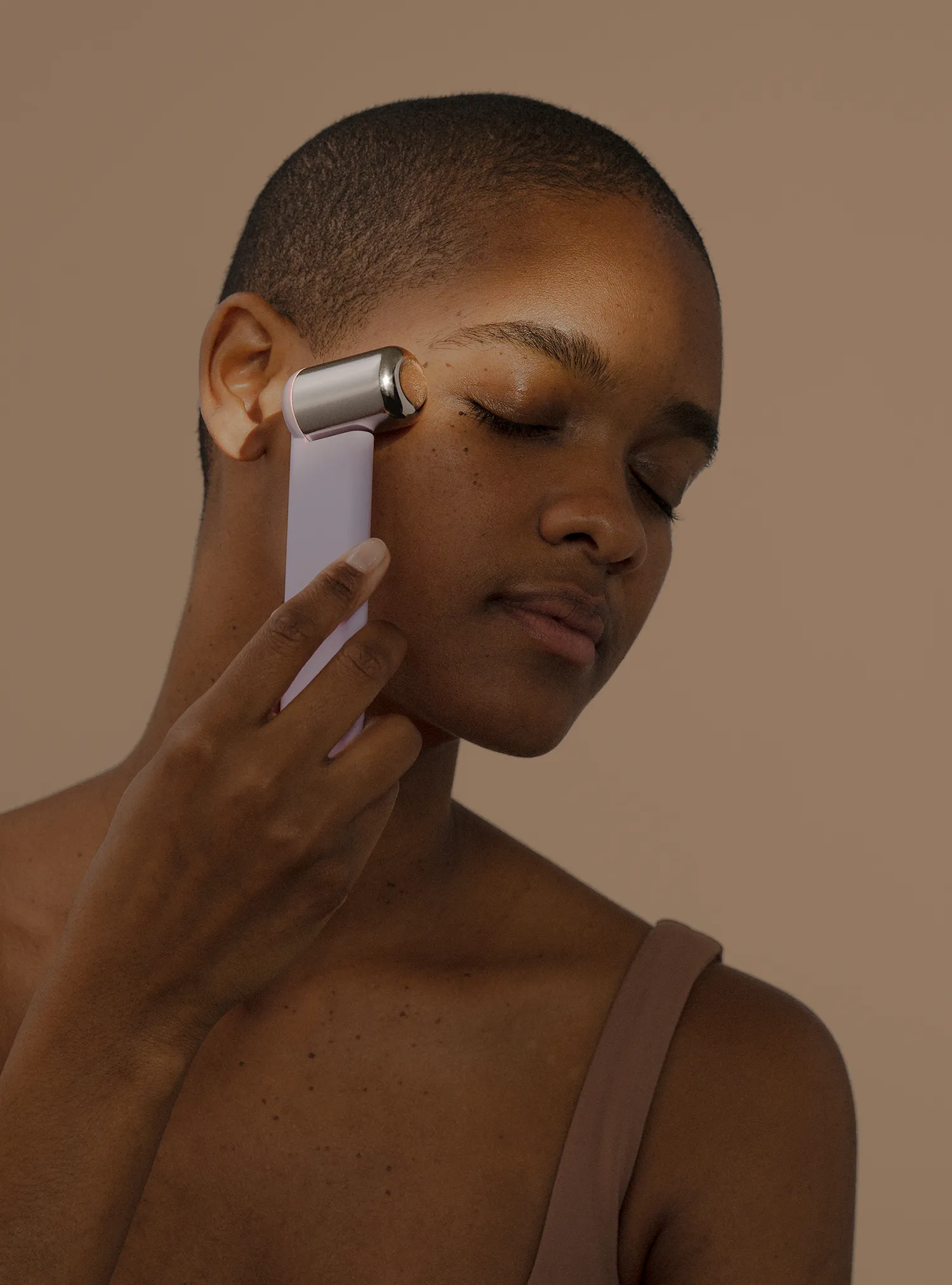 Quiet Hours Facial Ice Roller (Ice)